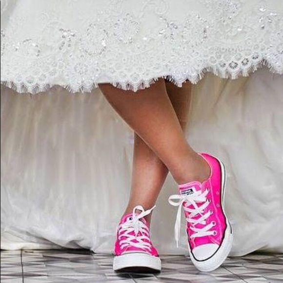 Converse Shoes - Converse  Ctas Low Top Canvas Hyper Magenta Women